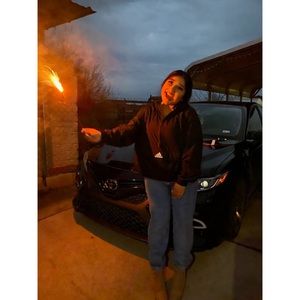 Meet your Posher, Leticia